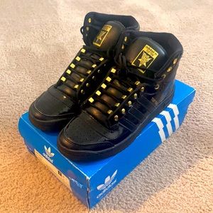Top Ten Adidas Black/ Gold patent leather